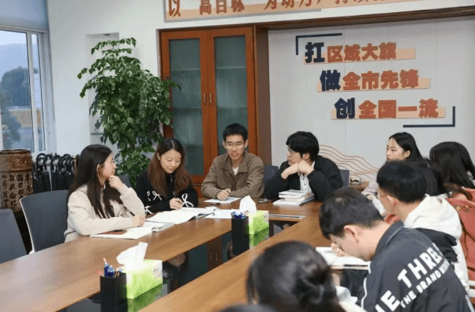 眉山电子职业技术学校 眉山电子职业技术学校