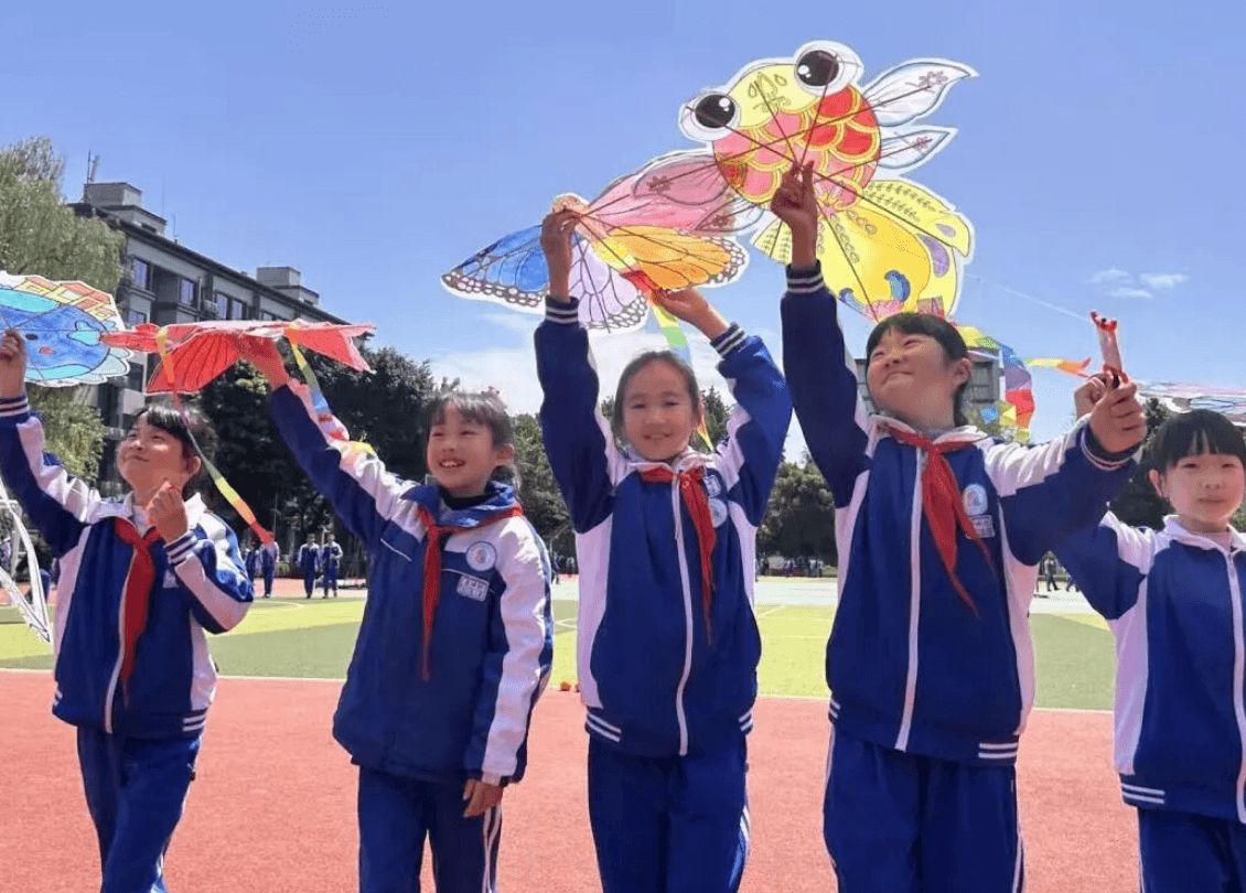 成都佳兴外国语学校