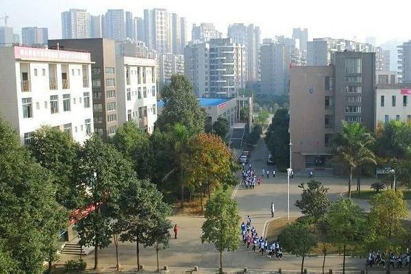中铁工程职业技术学校怎么样
