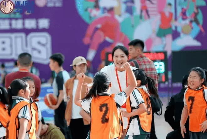 成都新世纪外国语学校