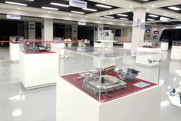 四川五月花技师学院可以读大专吗