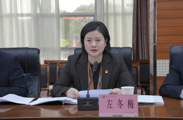 四川文化艺术学院