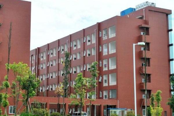 成都市技师学院