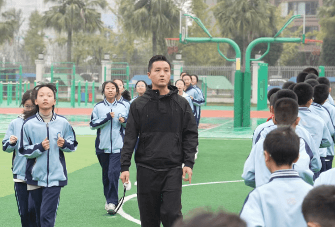 成都新世纪外国语学校