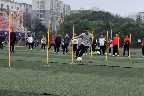 阆中师范学校好吗