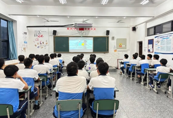 四川省志翔职业技术学校