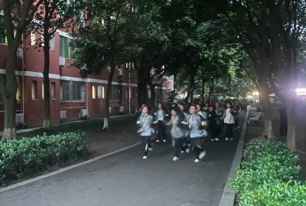 四川托普计算机职业学校