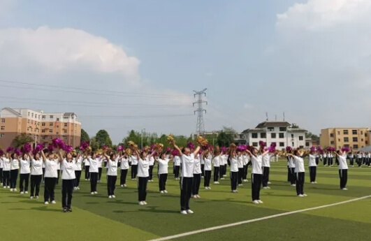 成都铁路卫生学校
