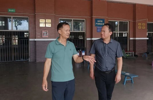 崇庆中学