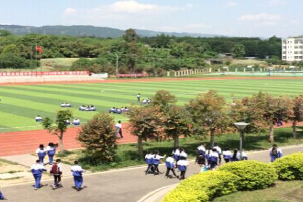 四川省金堂中学好吗