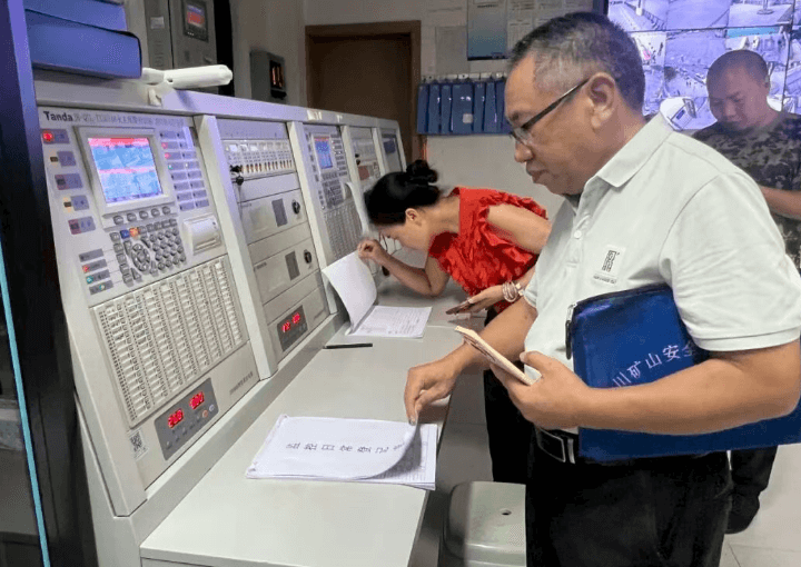 成都新世纪外国语学校