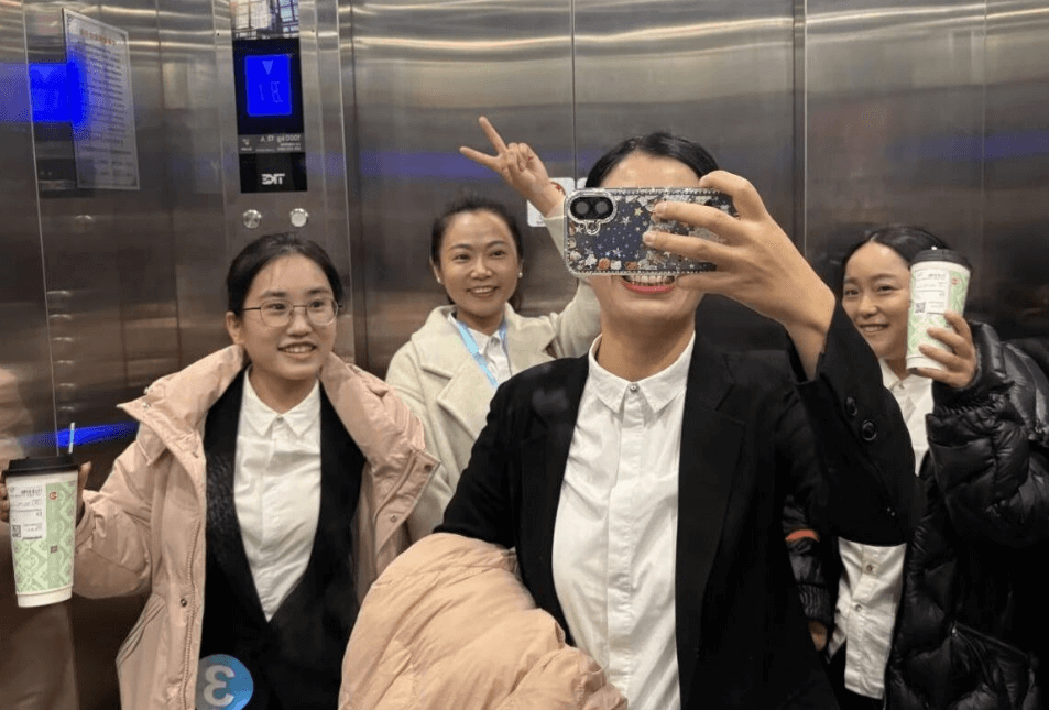 成都电子信息学校 成都电子信息学校