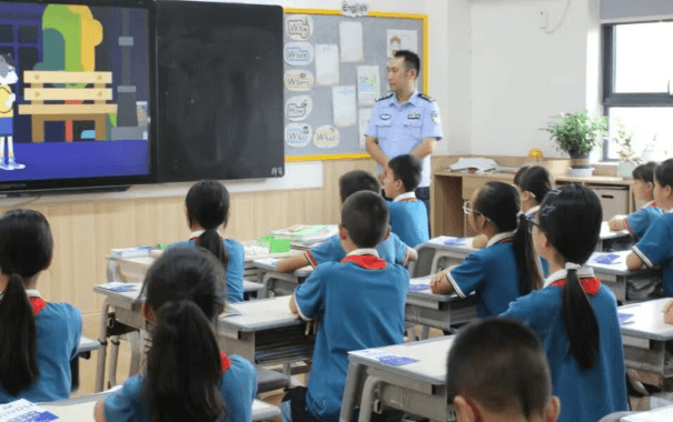 成都市金牛区协同外语学校