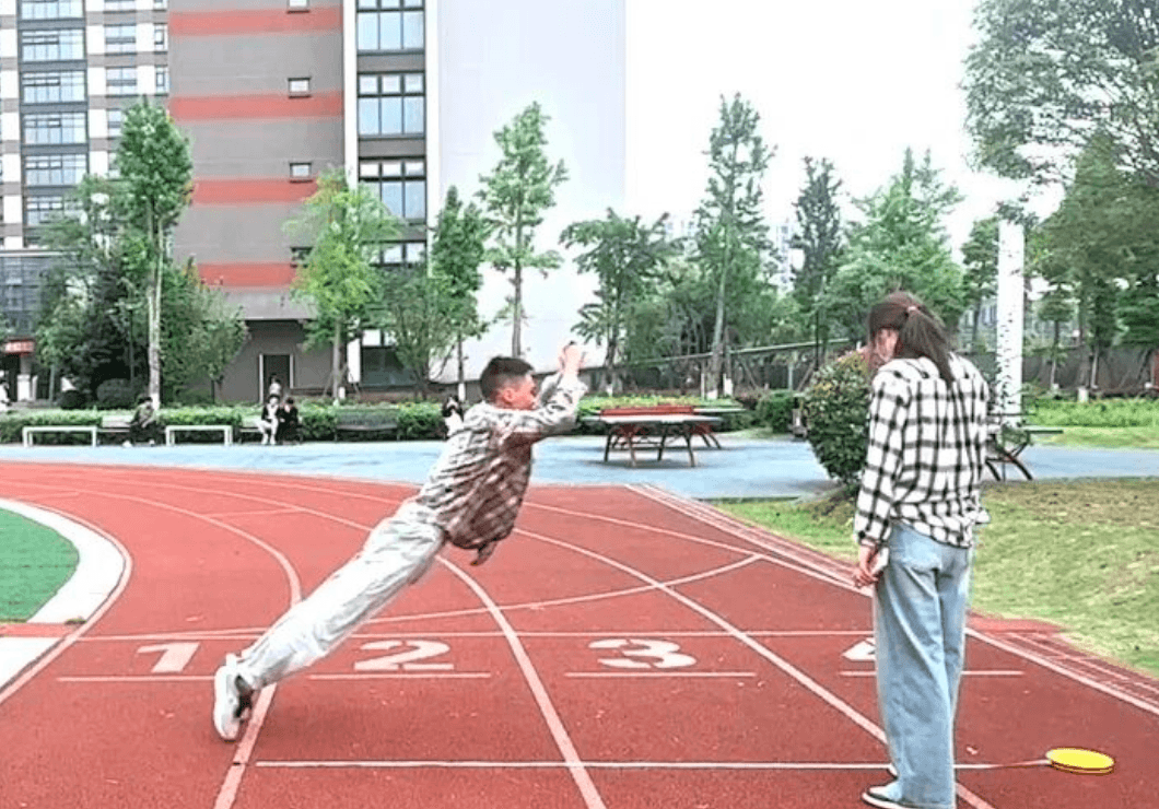 川绵高技校 川绵高技校