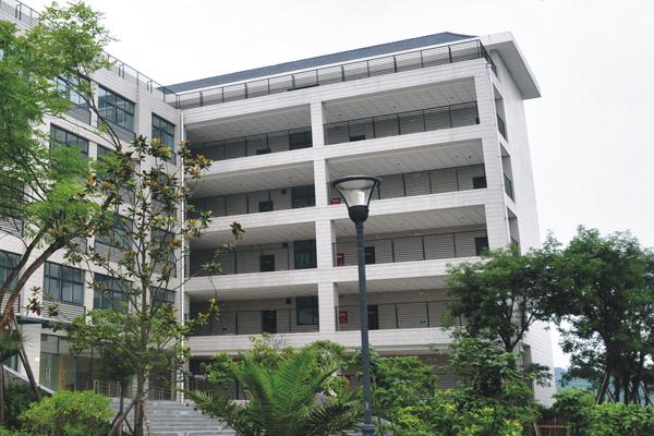 绵阳理工学校如何