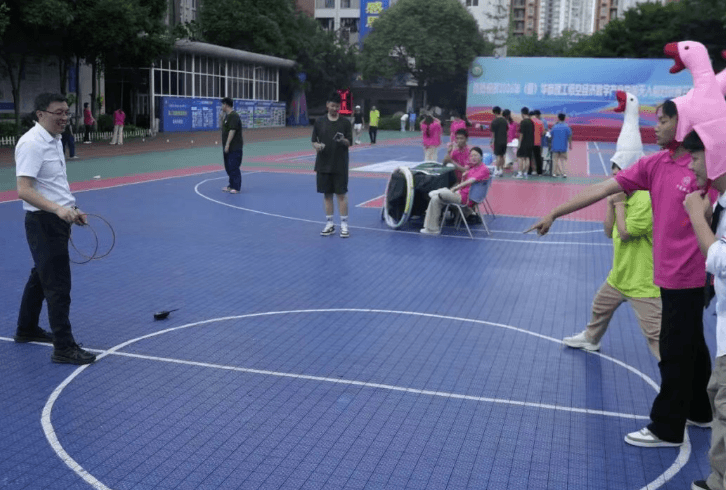 成都华商理工职业学校