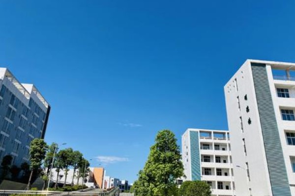 四川交通运输职业学校教学楼 四川交通运输职业学校教学楼