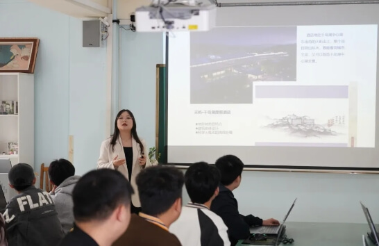 四川文化传媒职业学院