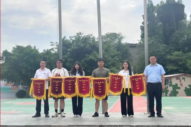 成都指南针学校