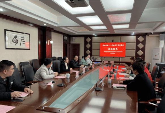 成都铁路卫生学校