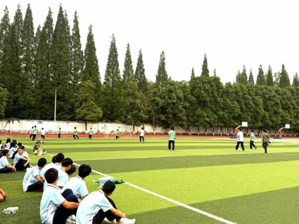 四川五月花技师学院操场