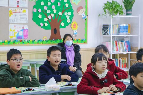北外附属东坡外国语学校小学部好吗
