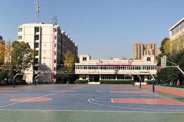 核工业成都机电学校是公办还是民办