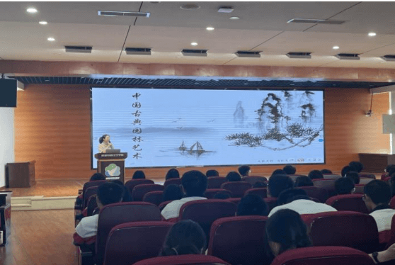 成都铁路卫生学校