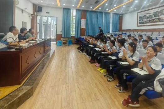 自贡职业技术学校
