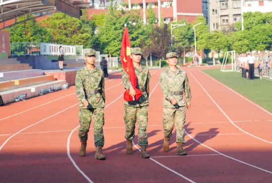 成都市郫都区川科外国语学校