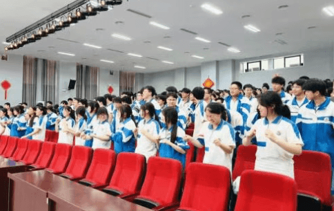 成都市温江区燎原职业技术学校