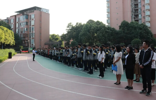 四川托普计算机职业学校