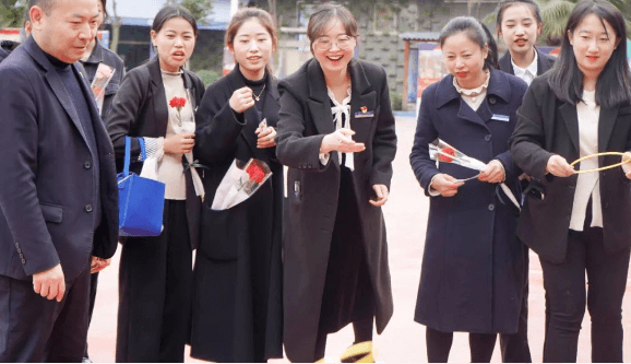 成都华商理工职业学校