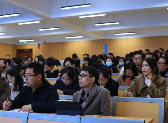 广汉中学