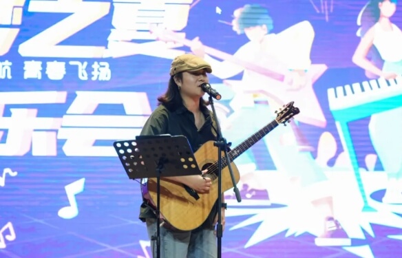 成都万通高级技工学校