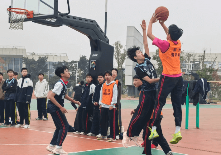 成都汽车职业技术学校 成都汽车职业技术学校