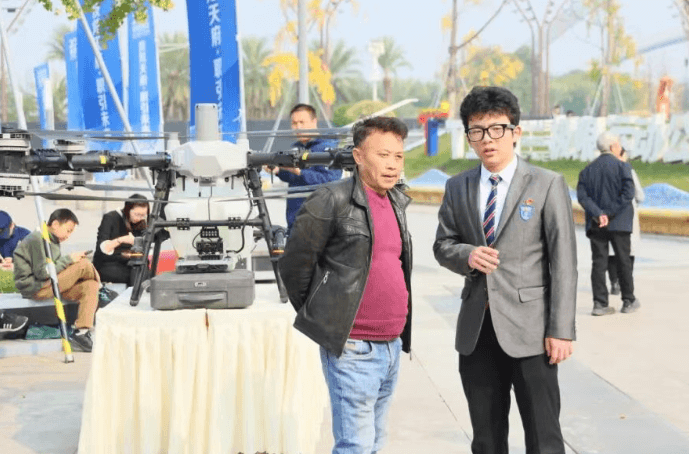 成都泛美航空旅游职业学校