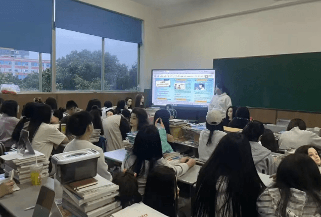 四川科华高级技工学校 四川科华高级技工学校