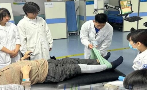 成都铁路卫生学校
