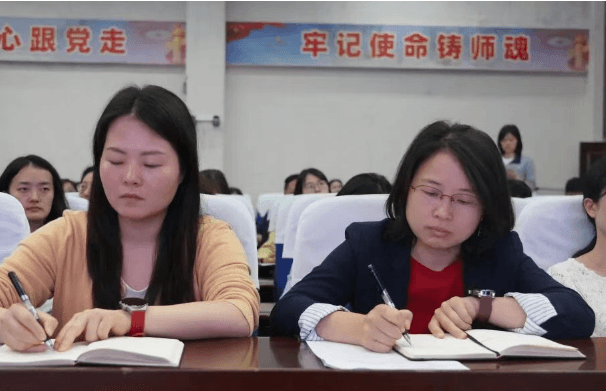 四川省宜宾卫生学校