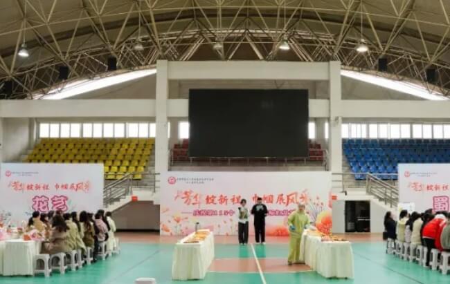 成都中医药大学附属医院针灸学校