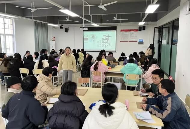 四川文化传媒职业学院