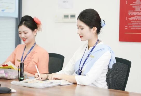 四川天府新区航空旅游职业学院