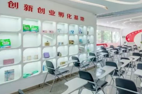 中职学校 中职学校