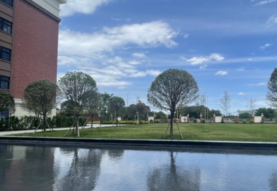 博雅明德高级中学校园一角 博雅明德高级中学校园一角