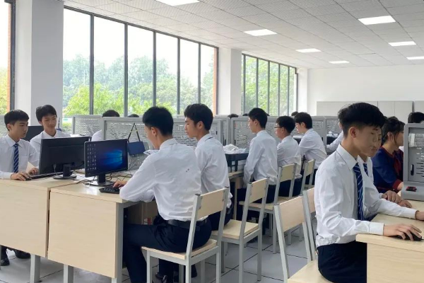 礼仪职业中学招生