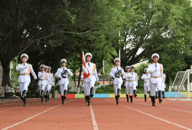 成都佳兴外国语学校