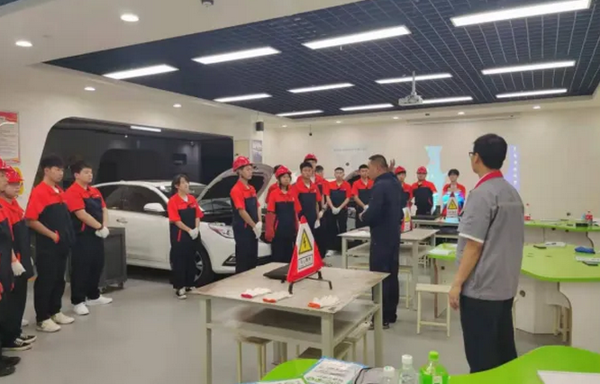 四川文化传媒职业学院