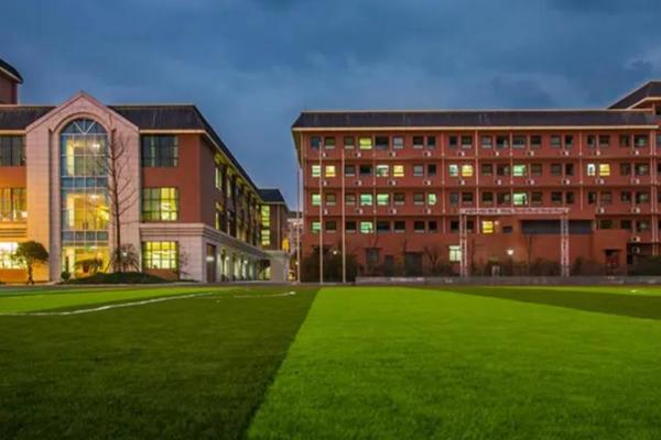 四川锅炉高级技工学校如何