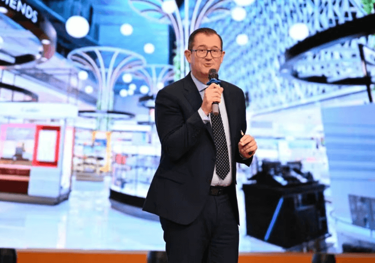 成都泛美航空旅游职业学校 成都泛美航空旅游职业学校